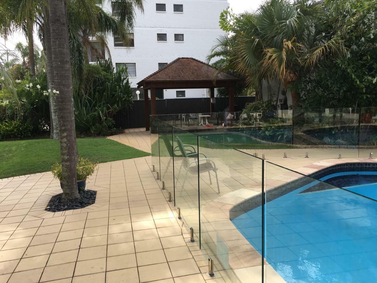 غولد كوست Burleigh Palms Holiday Apartments المظهر الخارجي الصورة